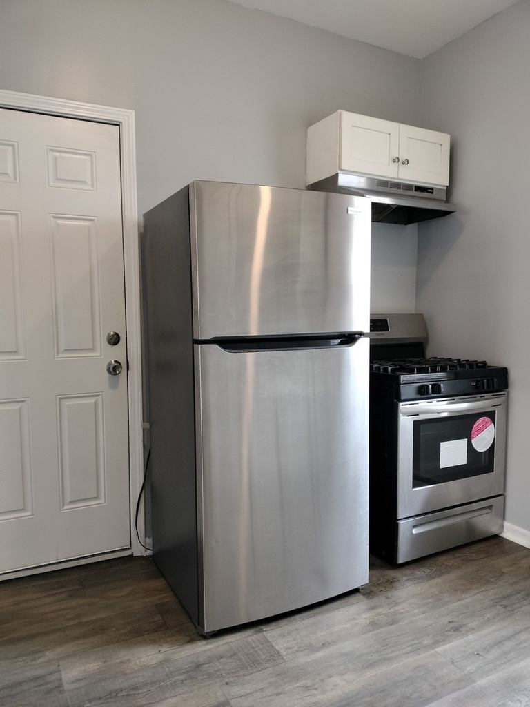 6601 S Green Street - Photo 2