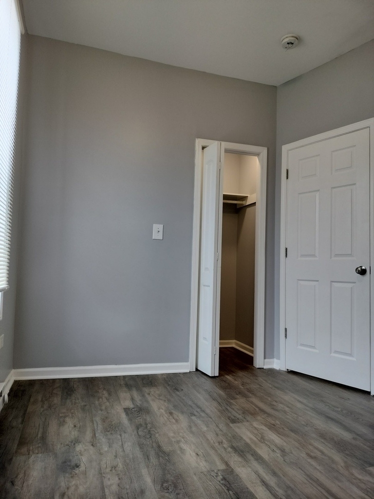 6601 S Green Street - Photo 3