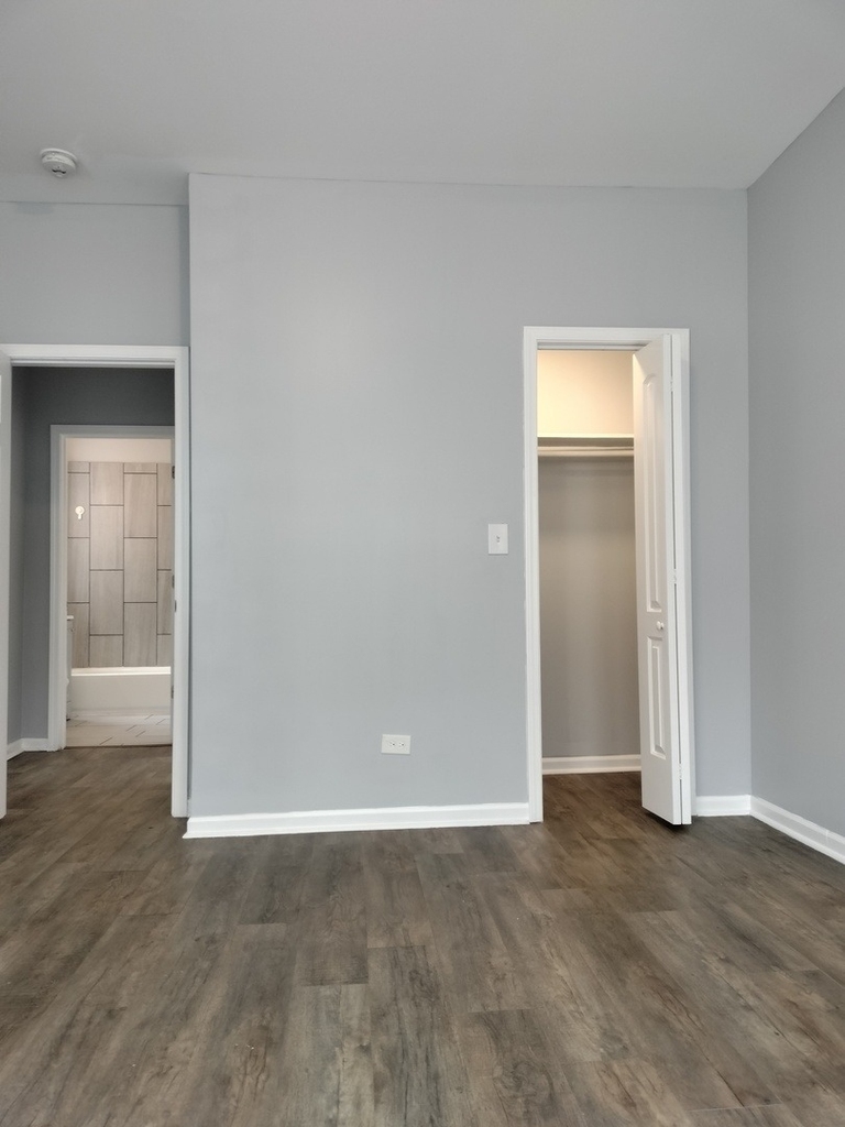 6601 S Green Street - Photo 6