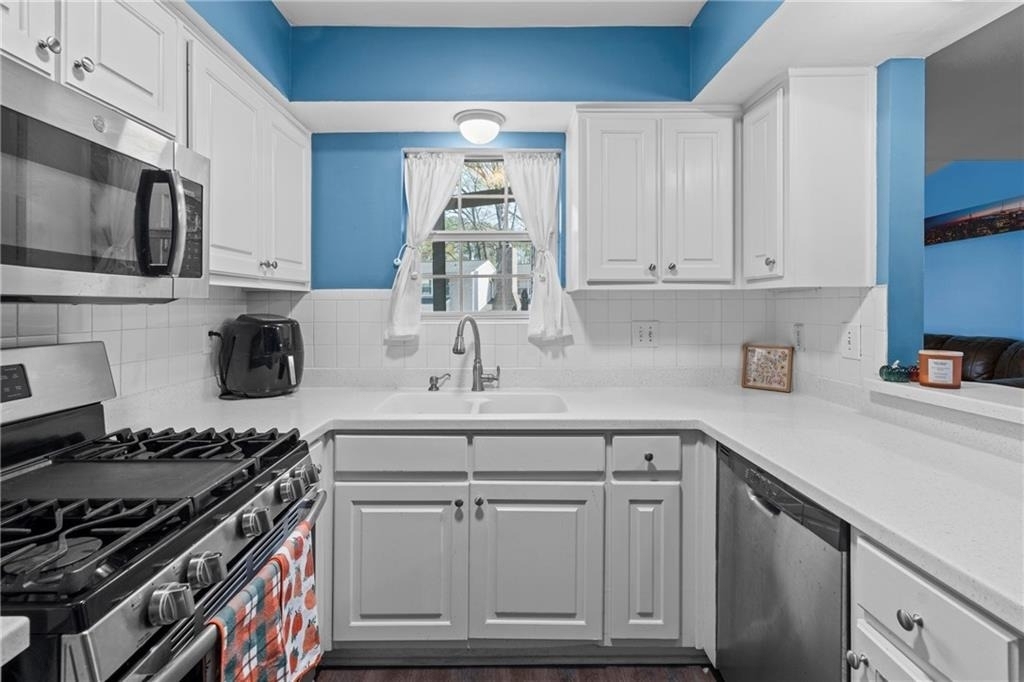 547 Picketts Bend Circle - Photo 8