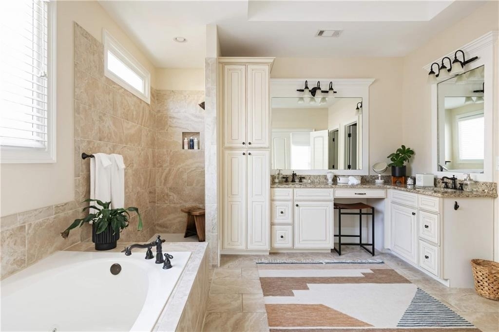 582 Charles Ave - Photo 81