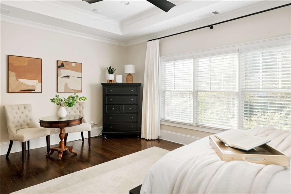582 Charles Ave - Photo 11