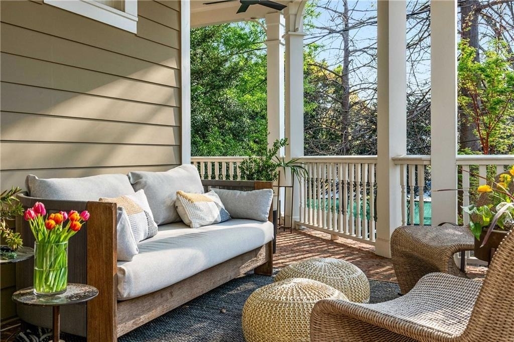 582 Charles Ave - Photo 17
