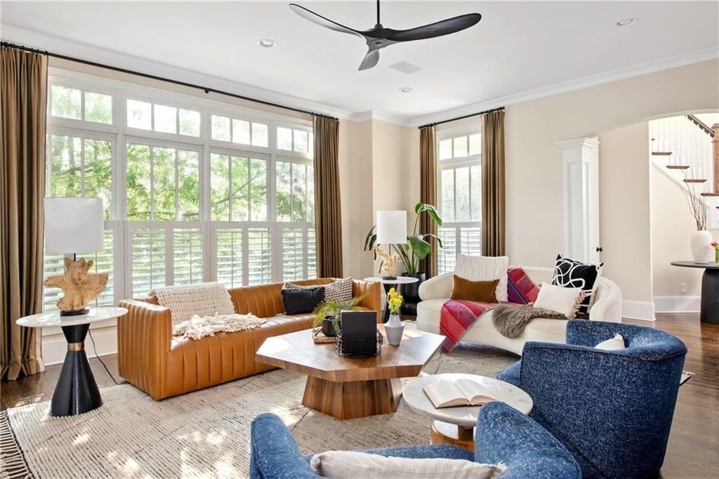 582 Charles Ave - Photo 8