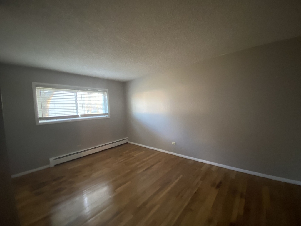 8994 Kennedy Drive - Photo 4