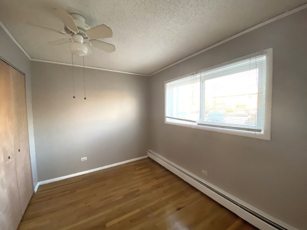 8994 Kennedy Drive - Photo 3