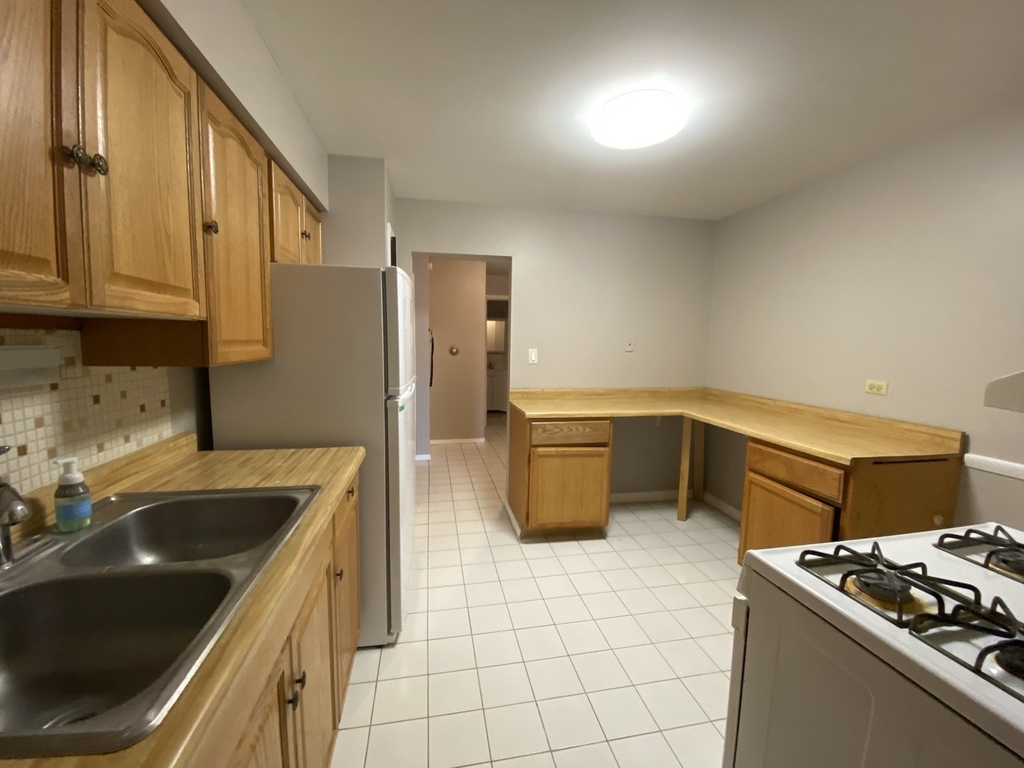 8994 Kennedy Drive - Photo 11
