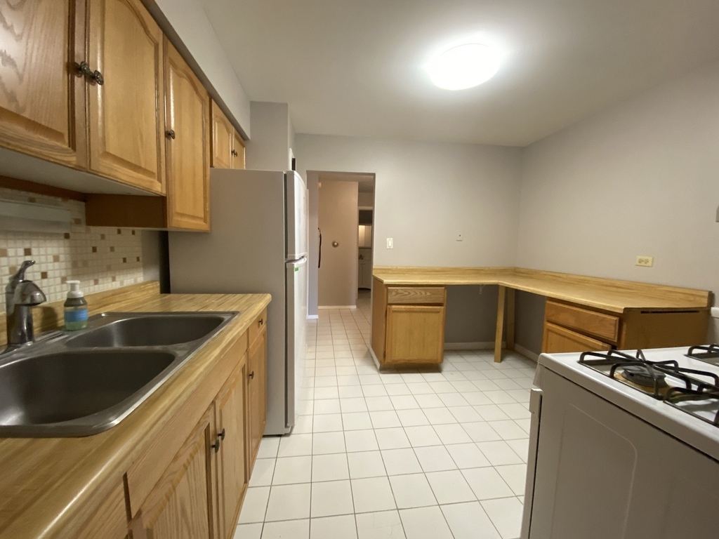 8994 Kennedy Drive - Photo 10