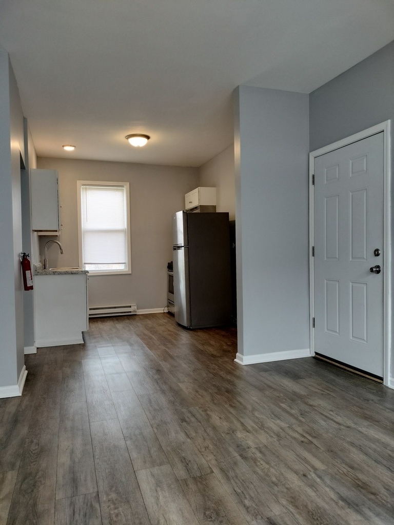 6601 S Green Street - Photo 5