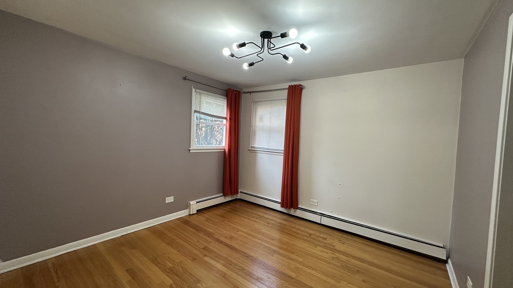6118 W Gunnison Street - Photo 5