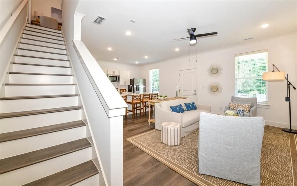 5055 Southwood Road - Photo 3