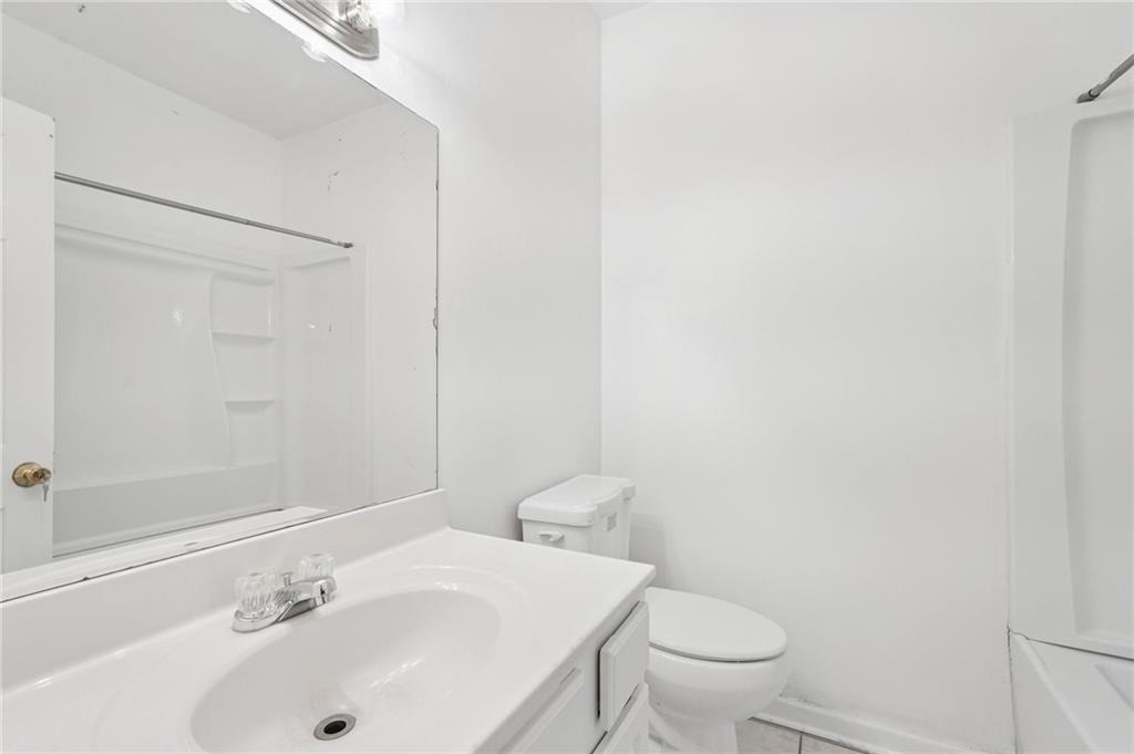 2596 Bates Street Se - Photo 29