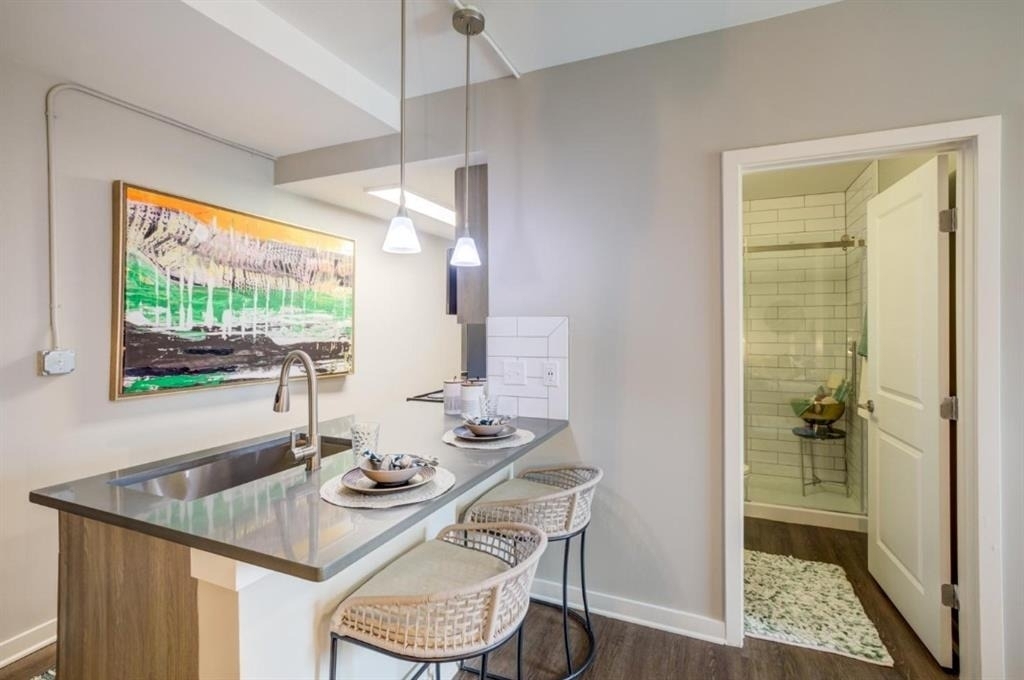 2025 Peachtree Road Ne - Photo 3