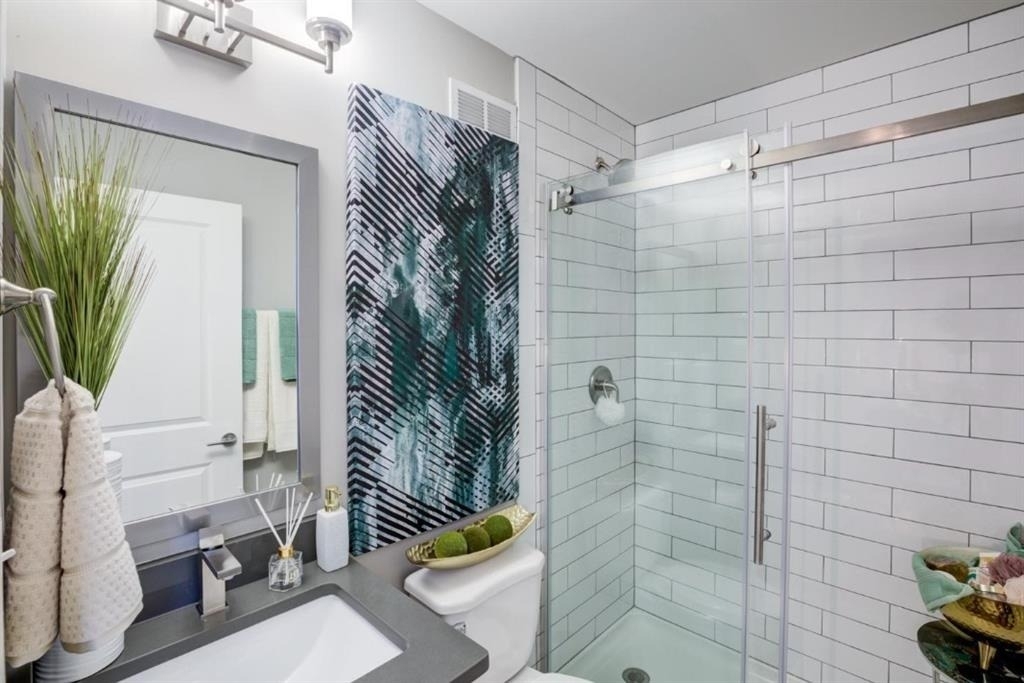 2025 Peachtree Road Ne - Photo 9