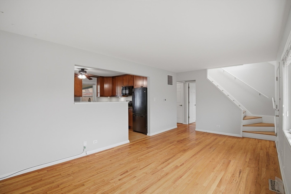 8912 Windsor Lane - Photo 9