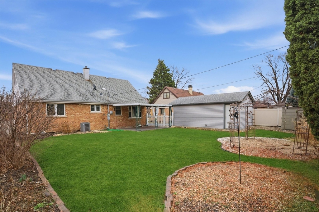 8912 Windsor Lane - Photo 1