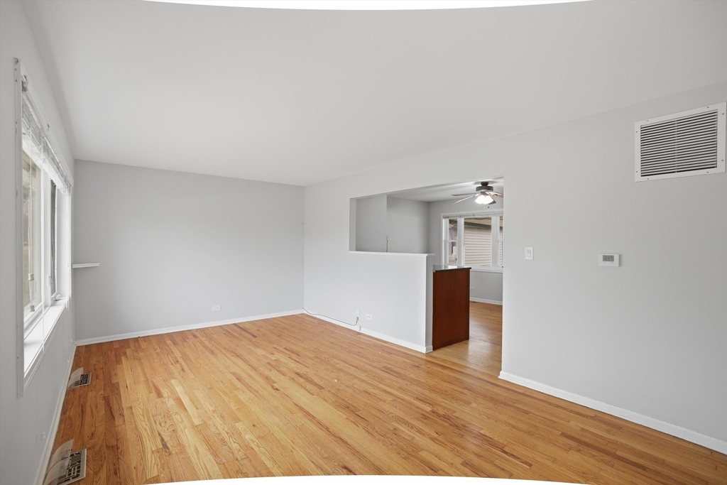 8912 Windsor Lane - Photo 8