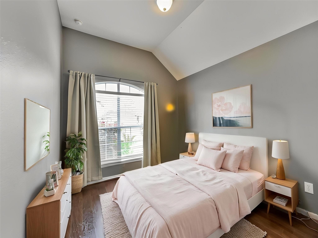 7611 Waterlilly Lane - Photo 3