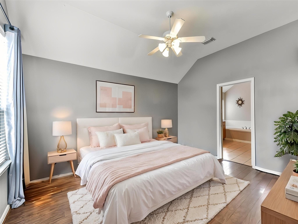 7611 Waterlilly Lane - Photo 2