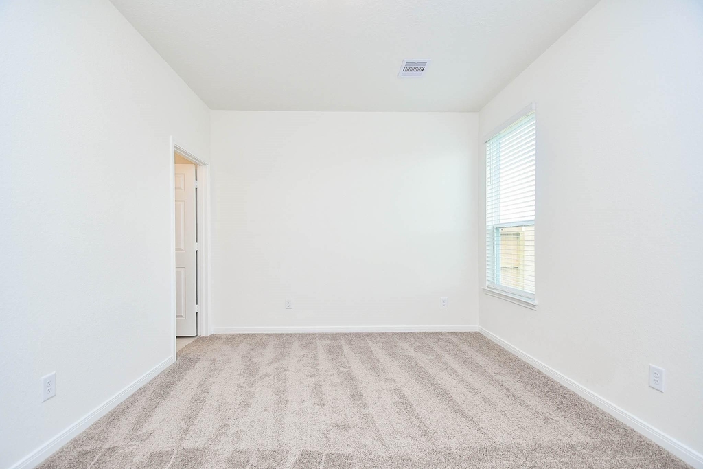 25230 Benroe Street - Photo 17