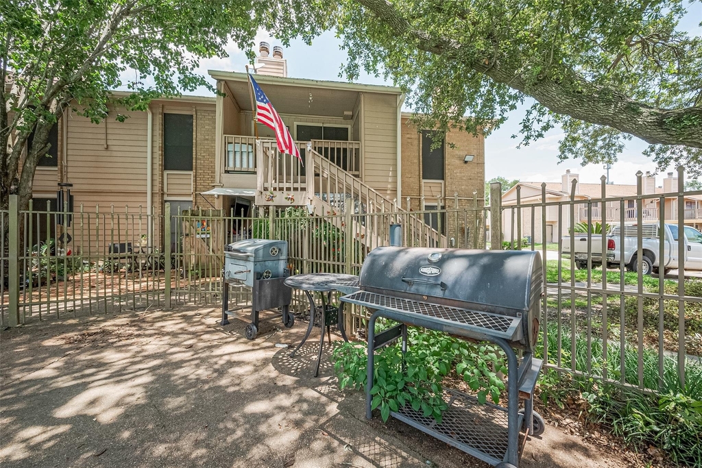1505 Ward Road - Photo 33