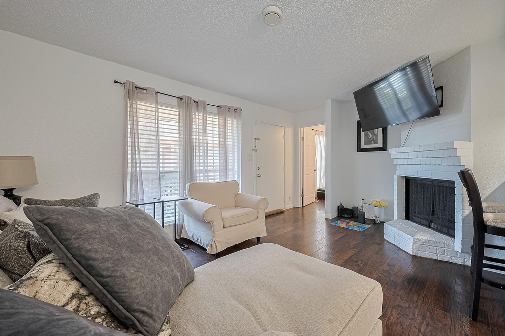 1505 Ward Road - Photo 7