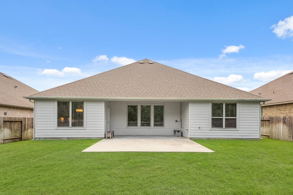 18206 Bayonne Channel Court - Photo 23