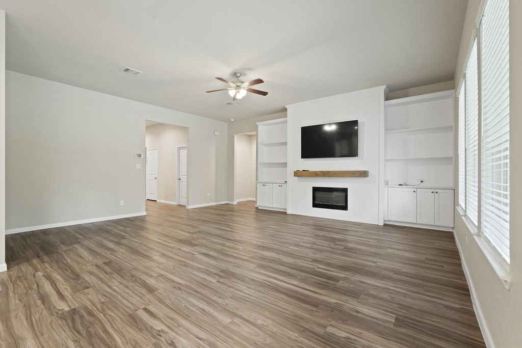 18206 Bayonne Channel Court - Photo 4