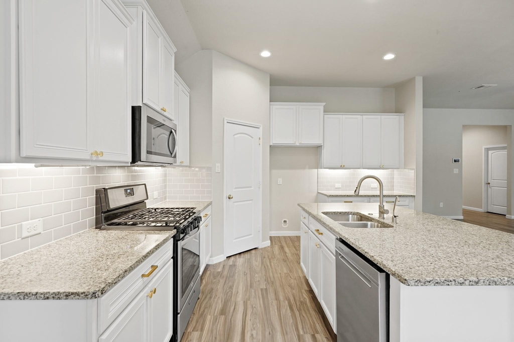 18206 Bayonne Channel Court - Photo 9