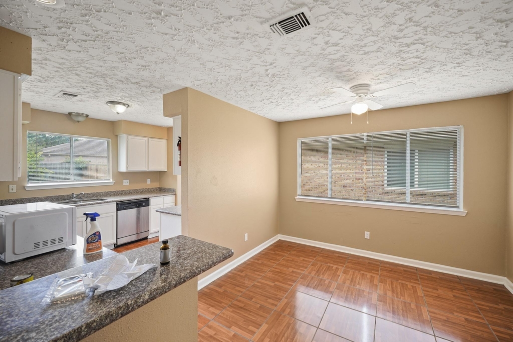 3714 Embarcadero Drive - Photo 4