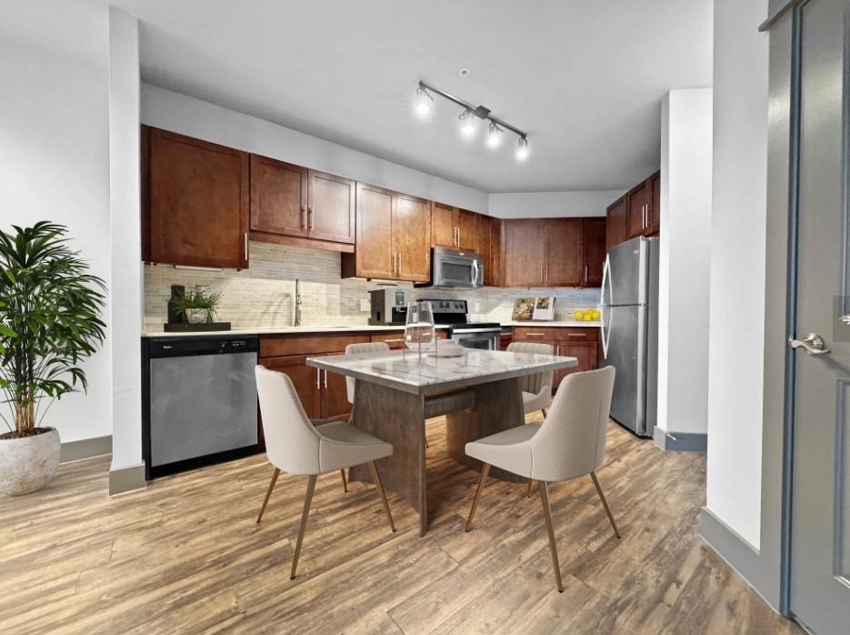 2910 Milam Street - Photo 2