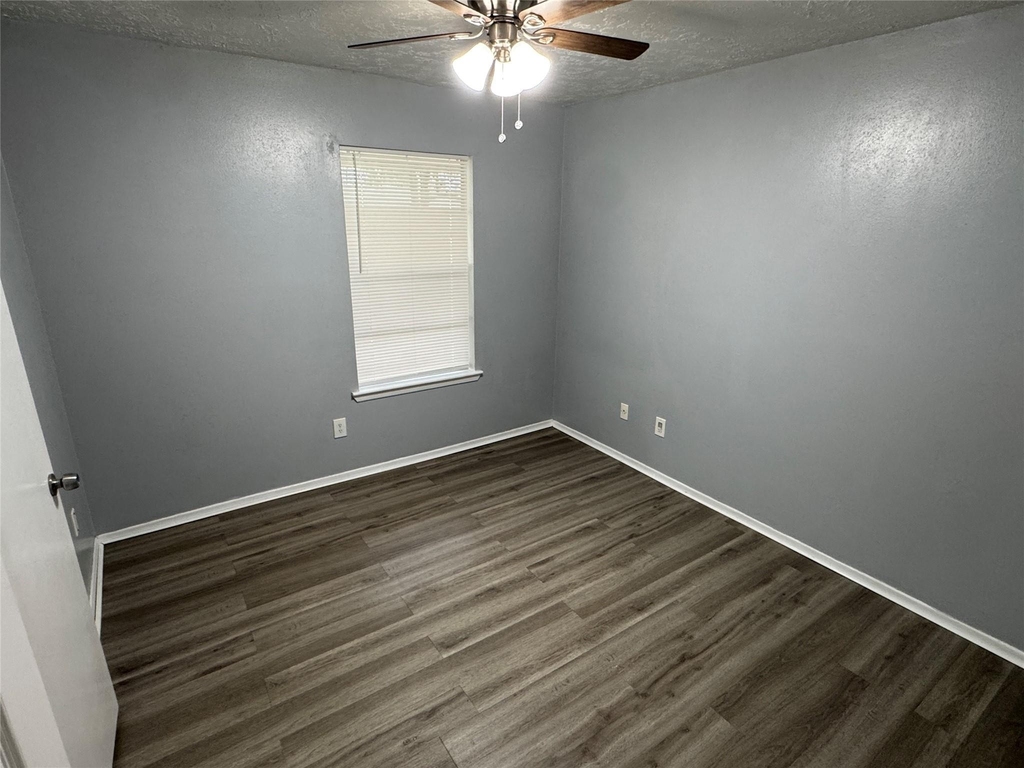 23115 Ludgate Drive - Photo 18