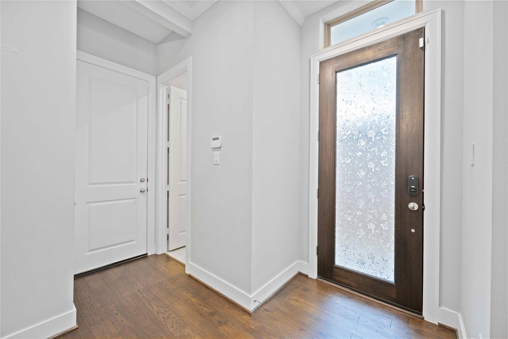 1324 W Pierce St - Photo 4