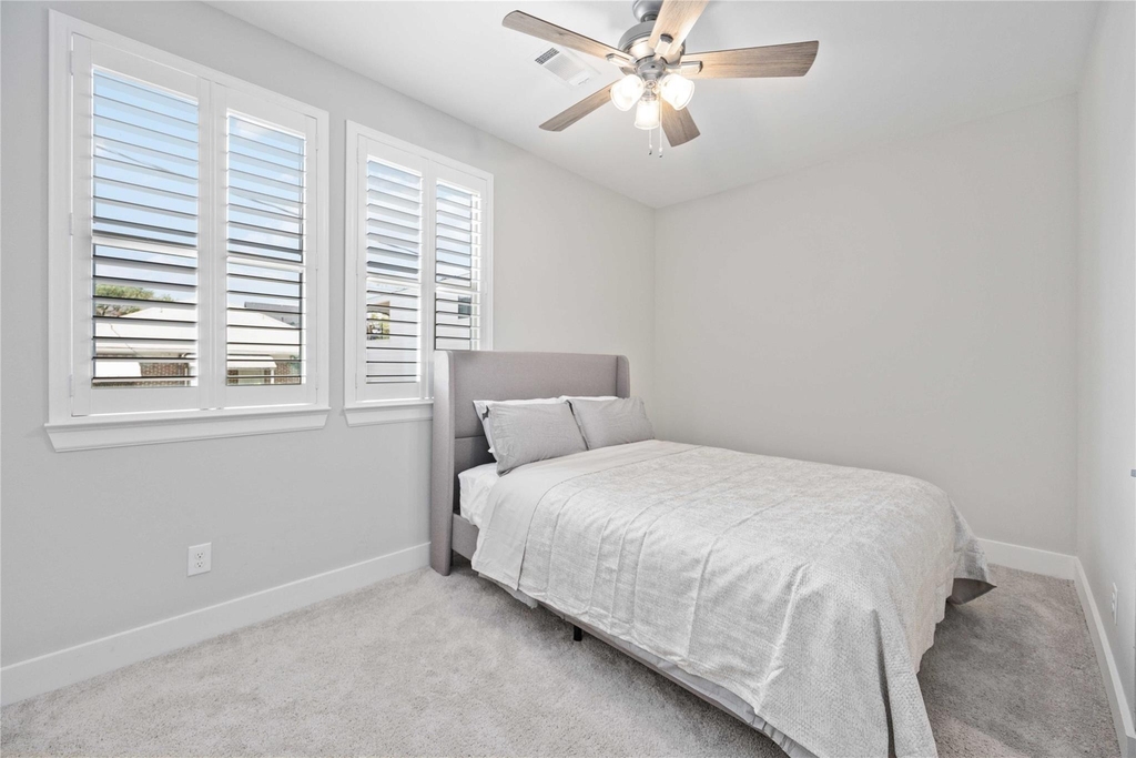 1324 W Pierce St - Photo 21