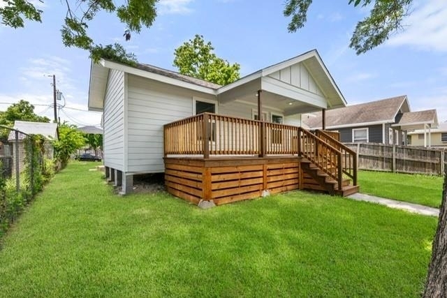3106 Michigan Street - Photo 2