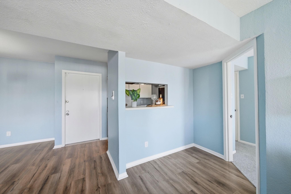 8523 Hearth Drive - Photo 7