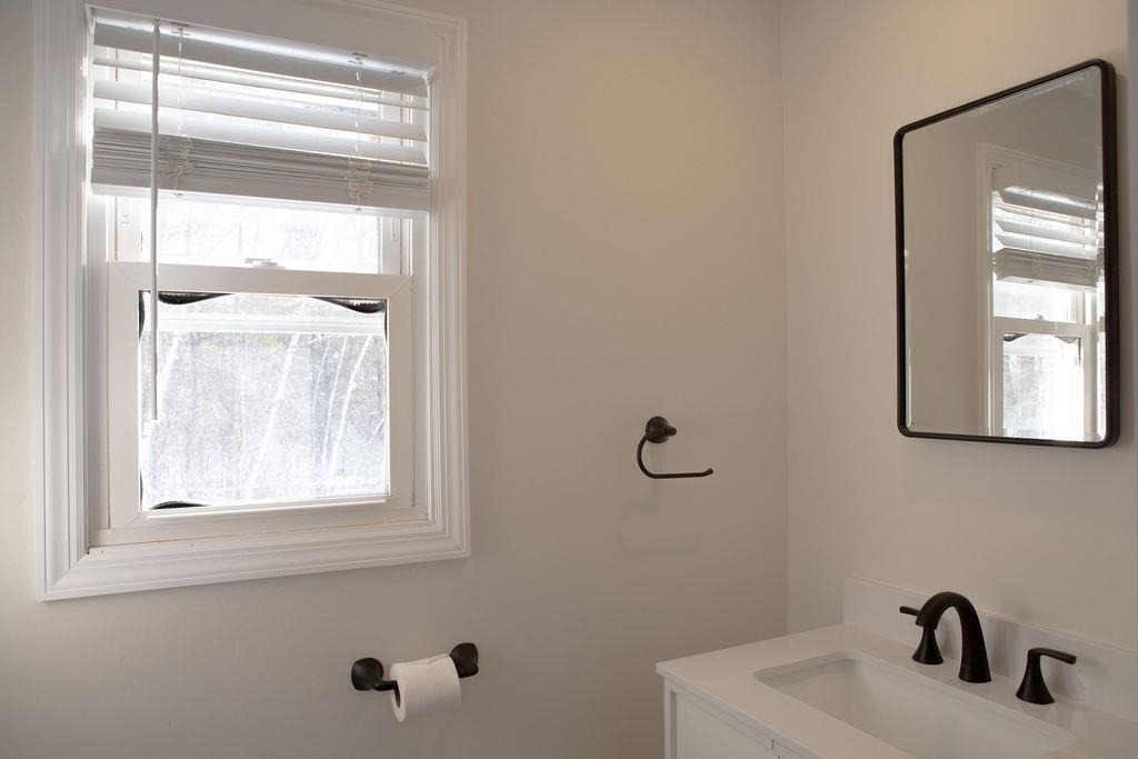 180 N Main - Photo 11
