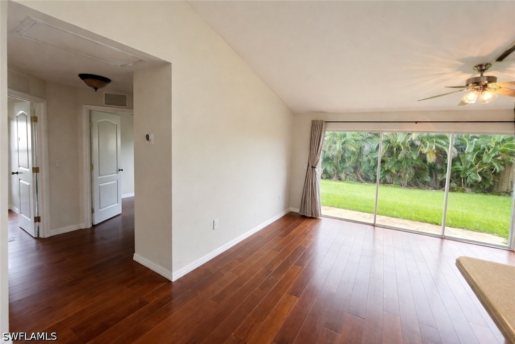8334 Robin Road - Photo 3