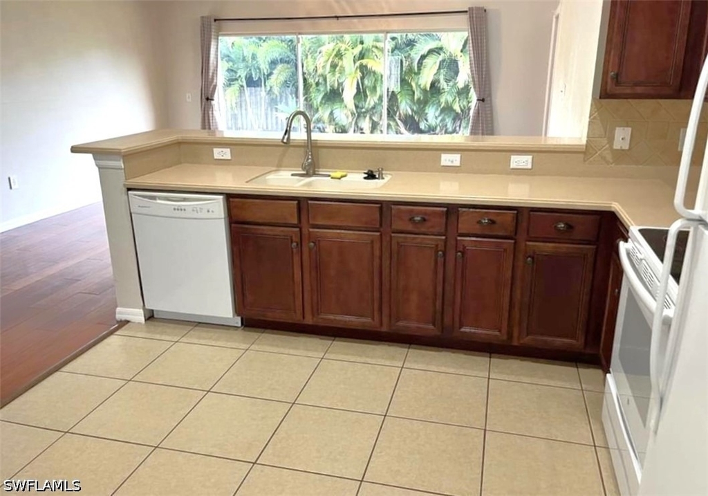 8334 Robin Road - Photo 2