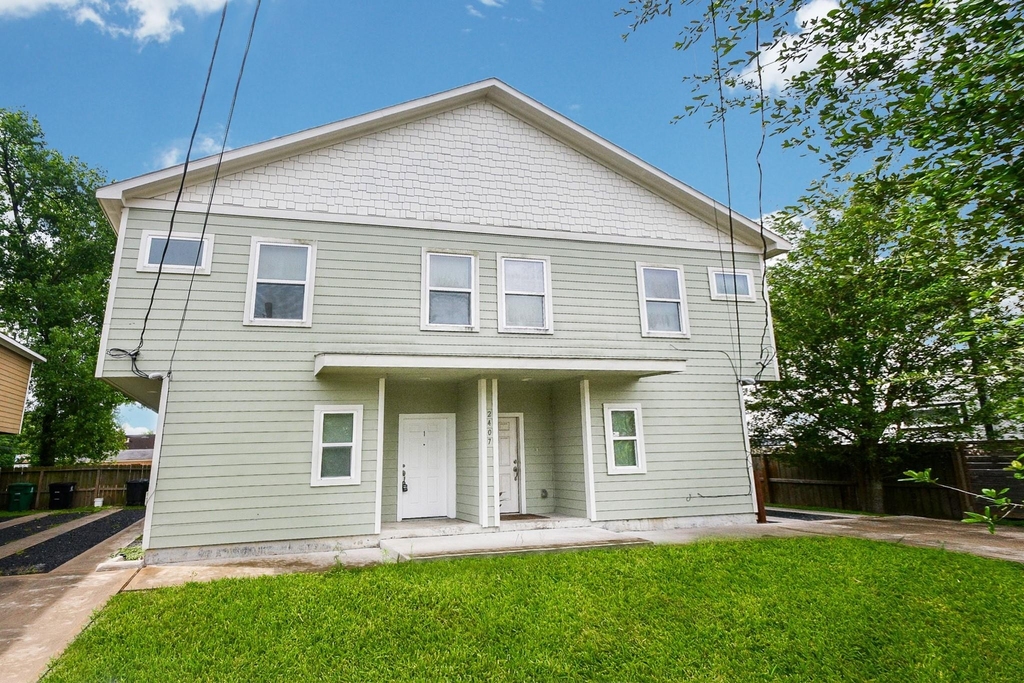 2407 Ferguson Way - Photo 0