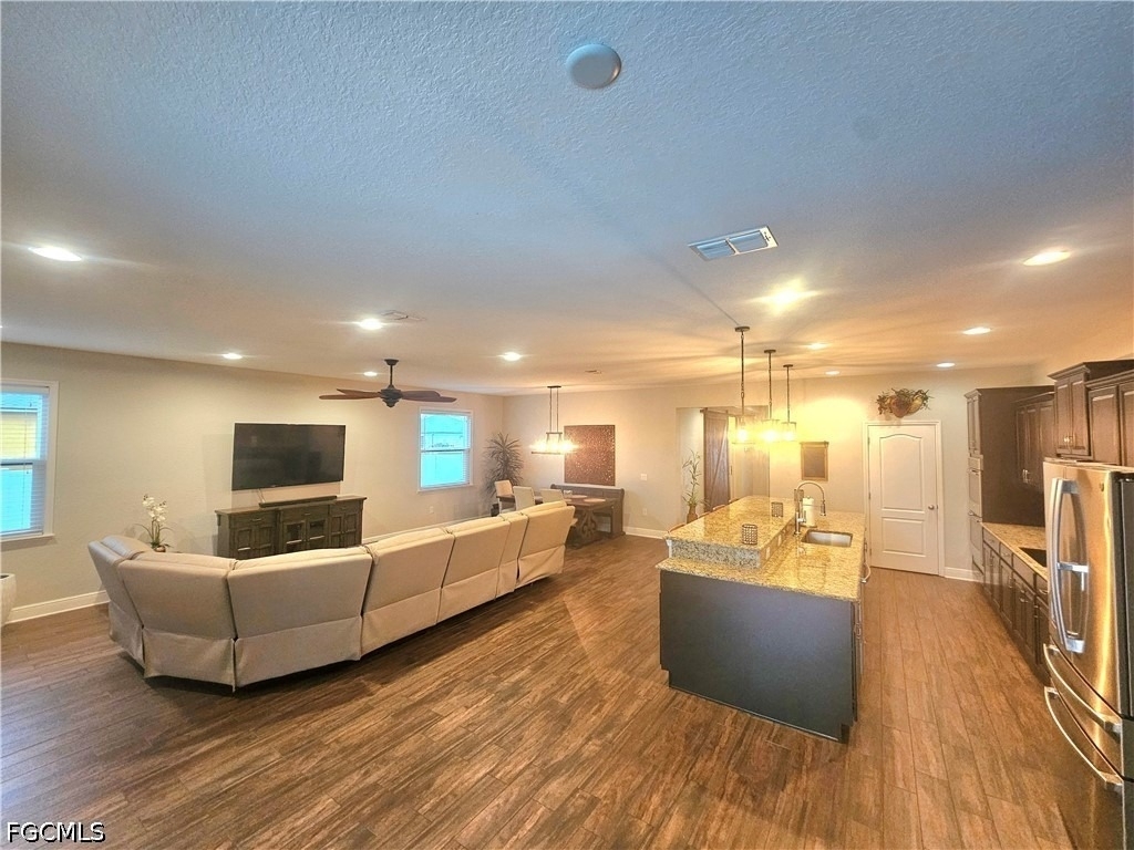 1919 Sw 26th Terrace - Photo 8