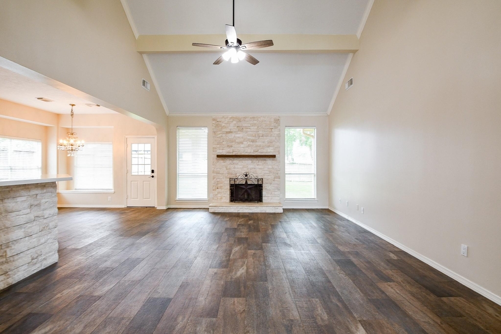 241 Blue Hill Drive - Photo 15