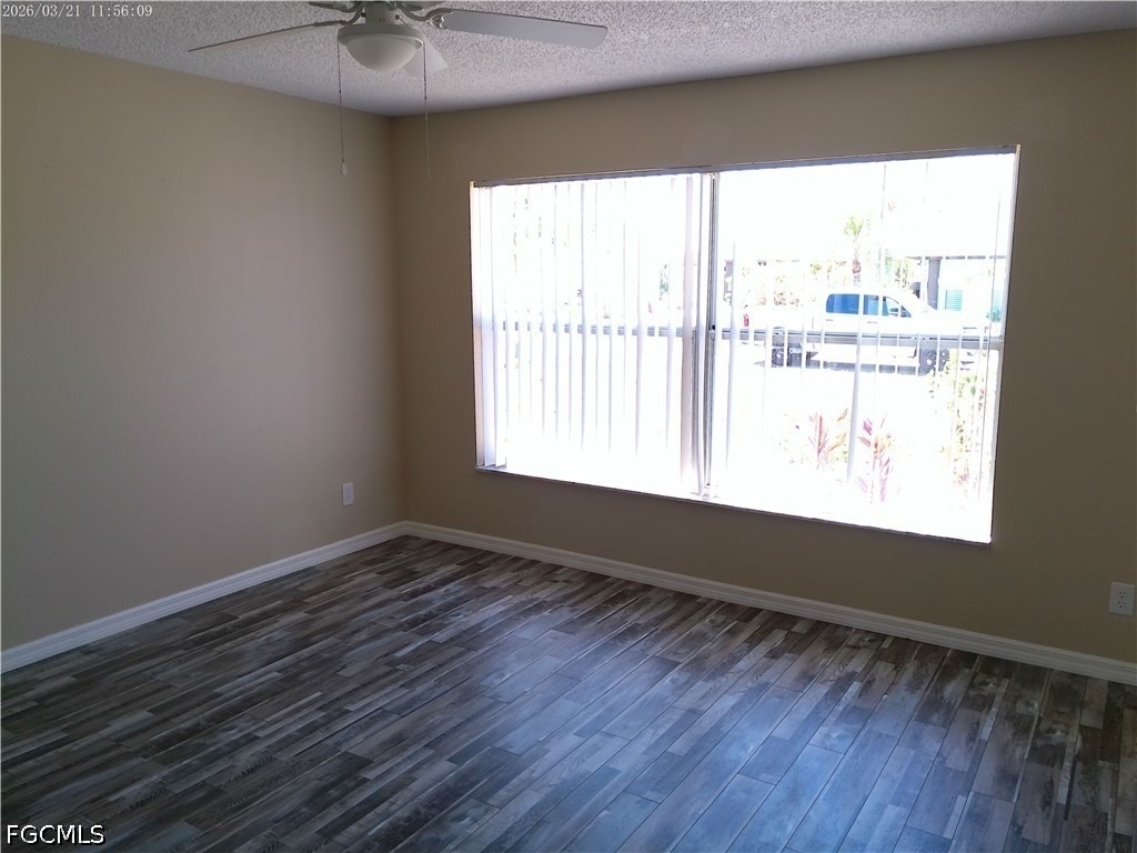 1441 Se 11th Street - Photo 11
