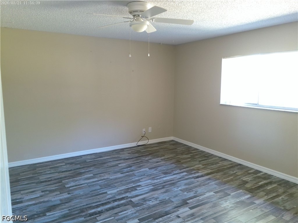1441 Se 11th Street - Photo 5
