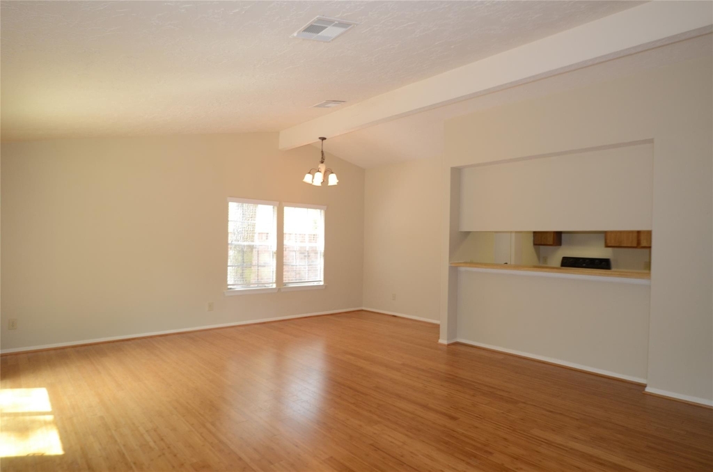 56 Fallshire Drive - Photo 2