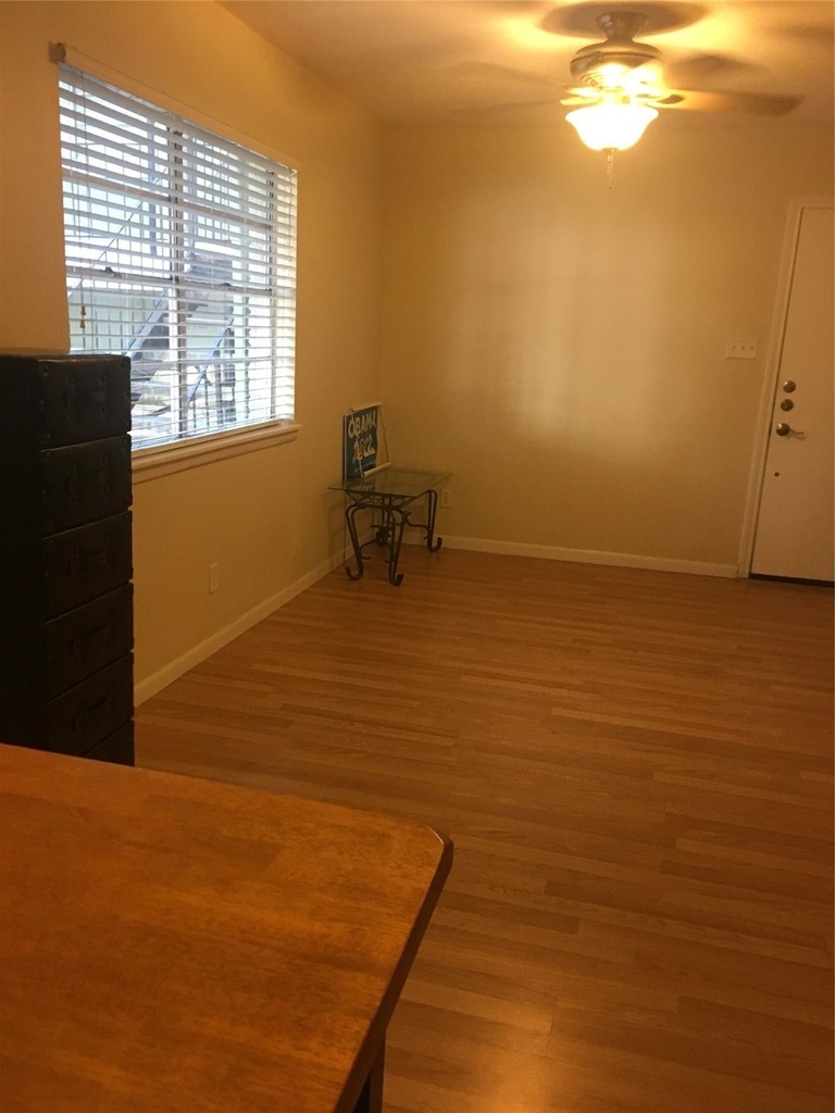 4306 Avenue A - Photo 6