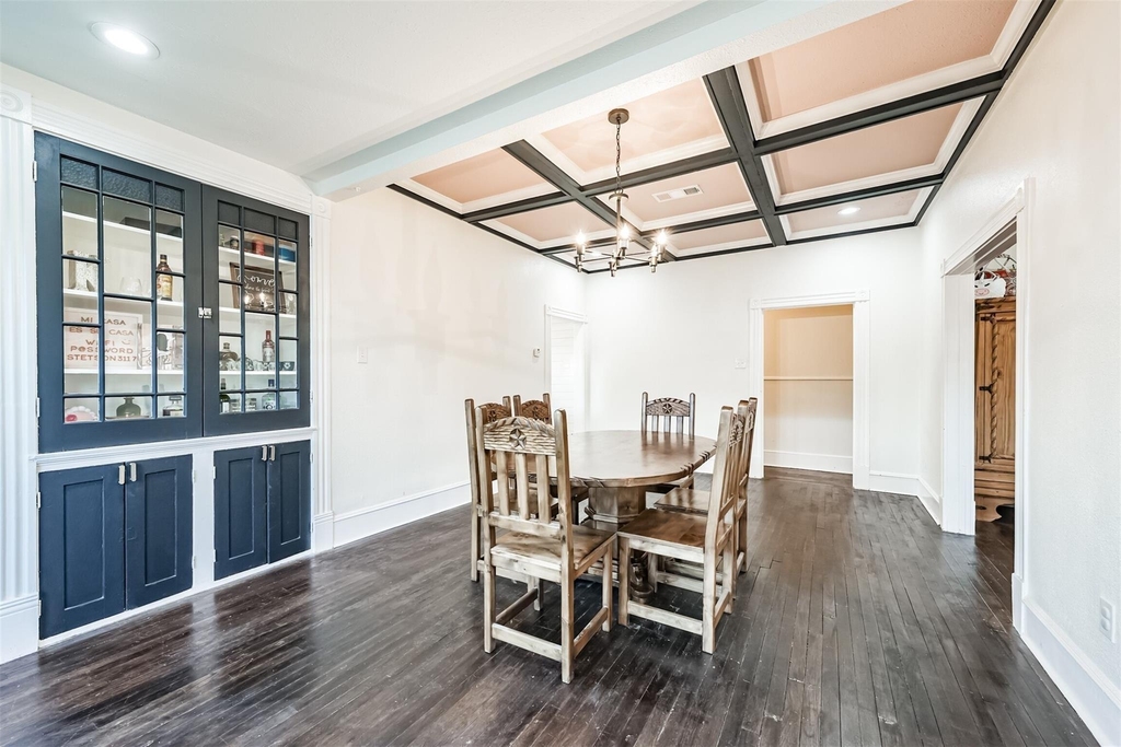 4016 Avenue Q 1/2 - Photo 6
