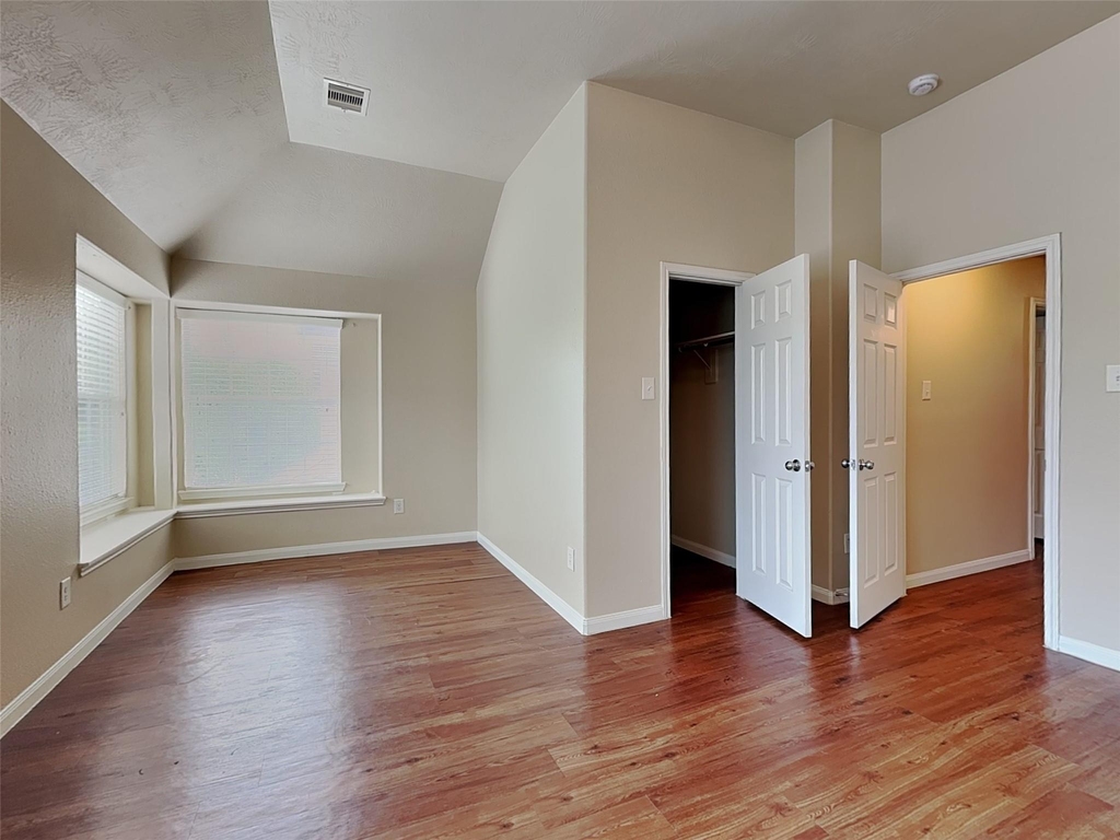 2618 Bammelwood Drive - Photo 3