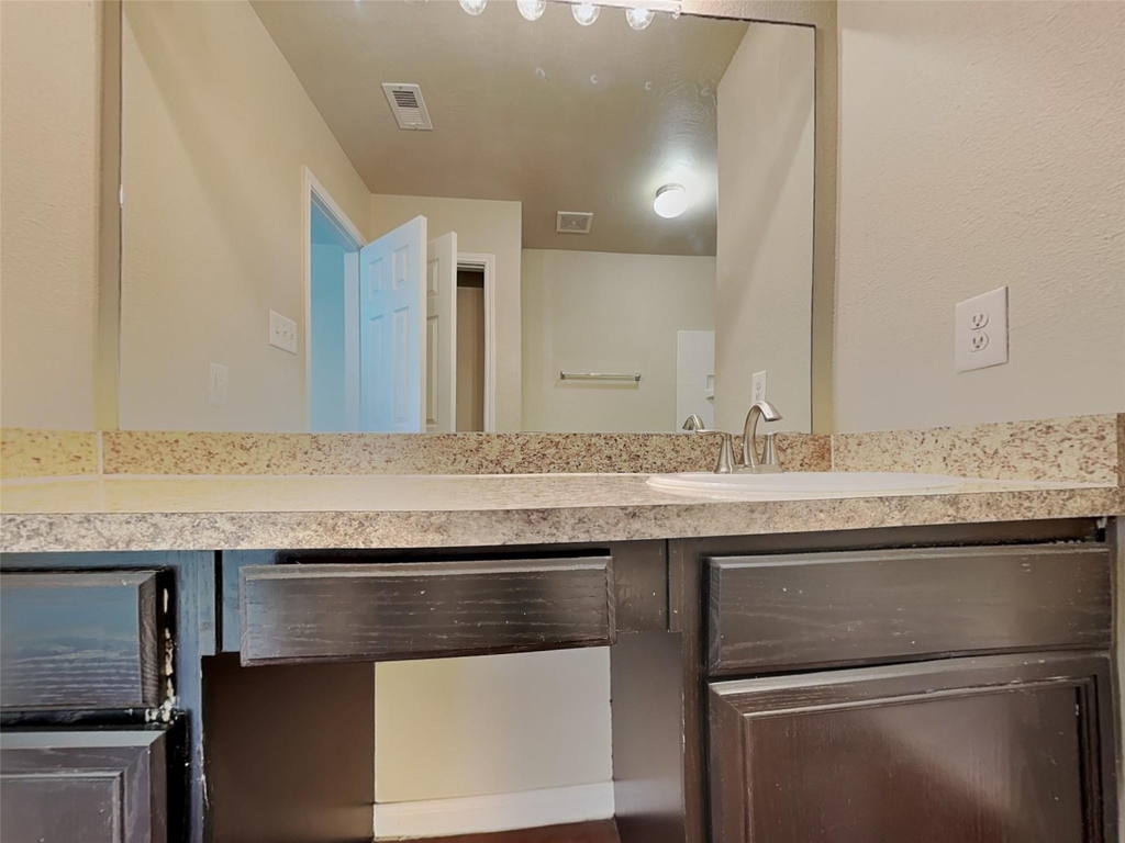 2618 Bammelwood Drive - Photo 6