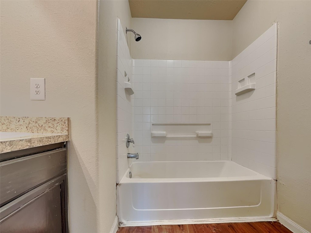 2618 Bammelwood Drive - Photo 5